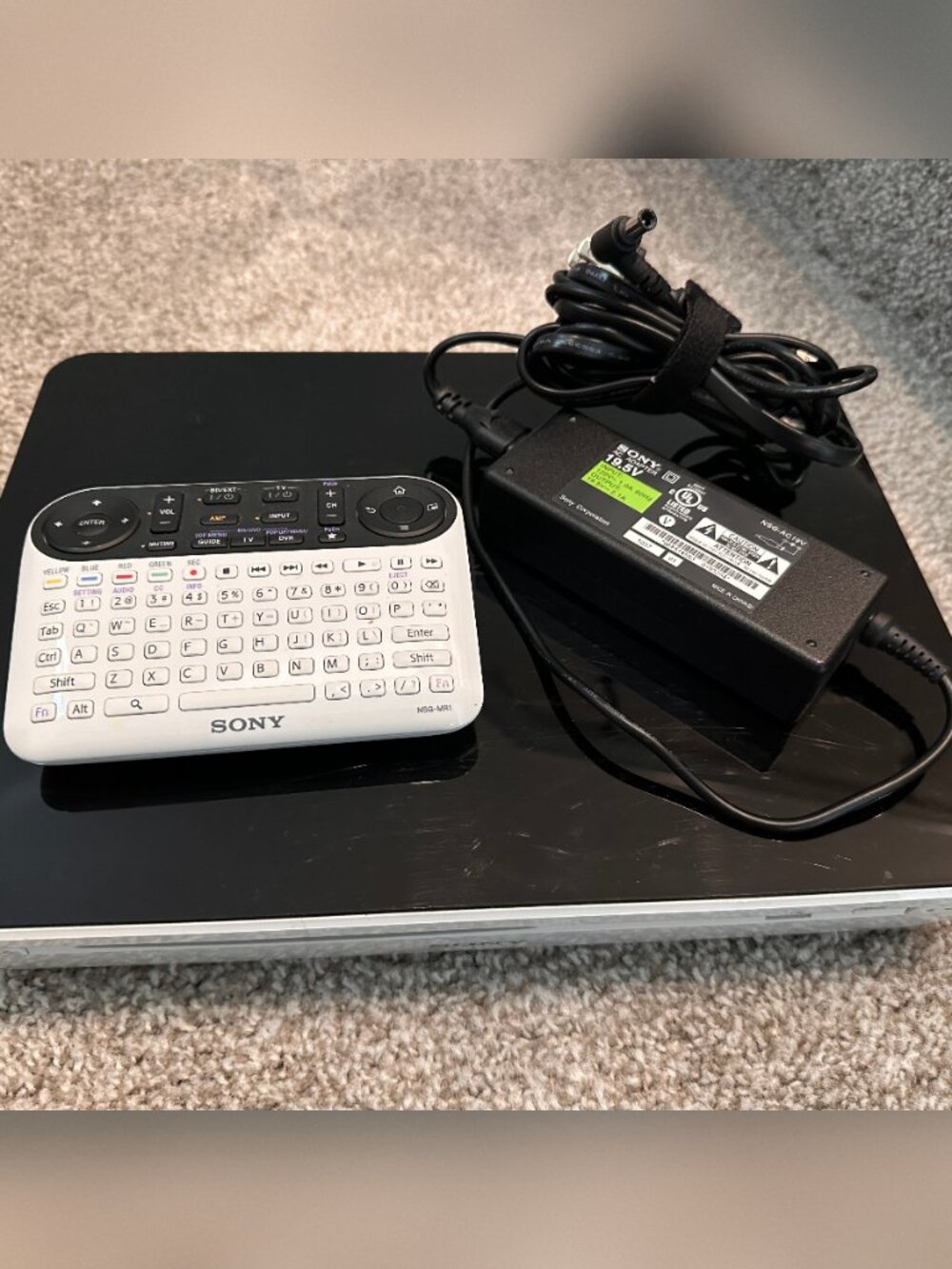 Sony NSZ-GT1 Google TV Blu-ray Internet TV Box w/ Keyboard Remote Tested